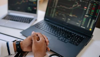 Looking for premier business plan writers in Kampala, Uganda? Alveron Advisory Services designs elite investor-ready business plans, bank loan proposals (UDB, Stanbic, Centenary), agricultural grant applications, and pitch decks. Read our definitive guide to raising capital and scaling in East Africa.
